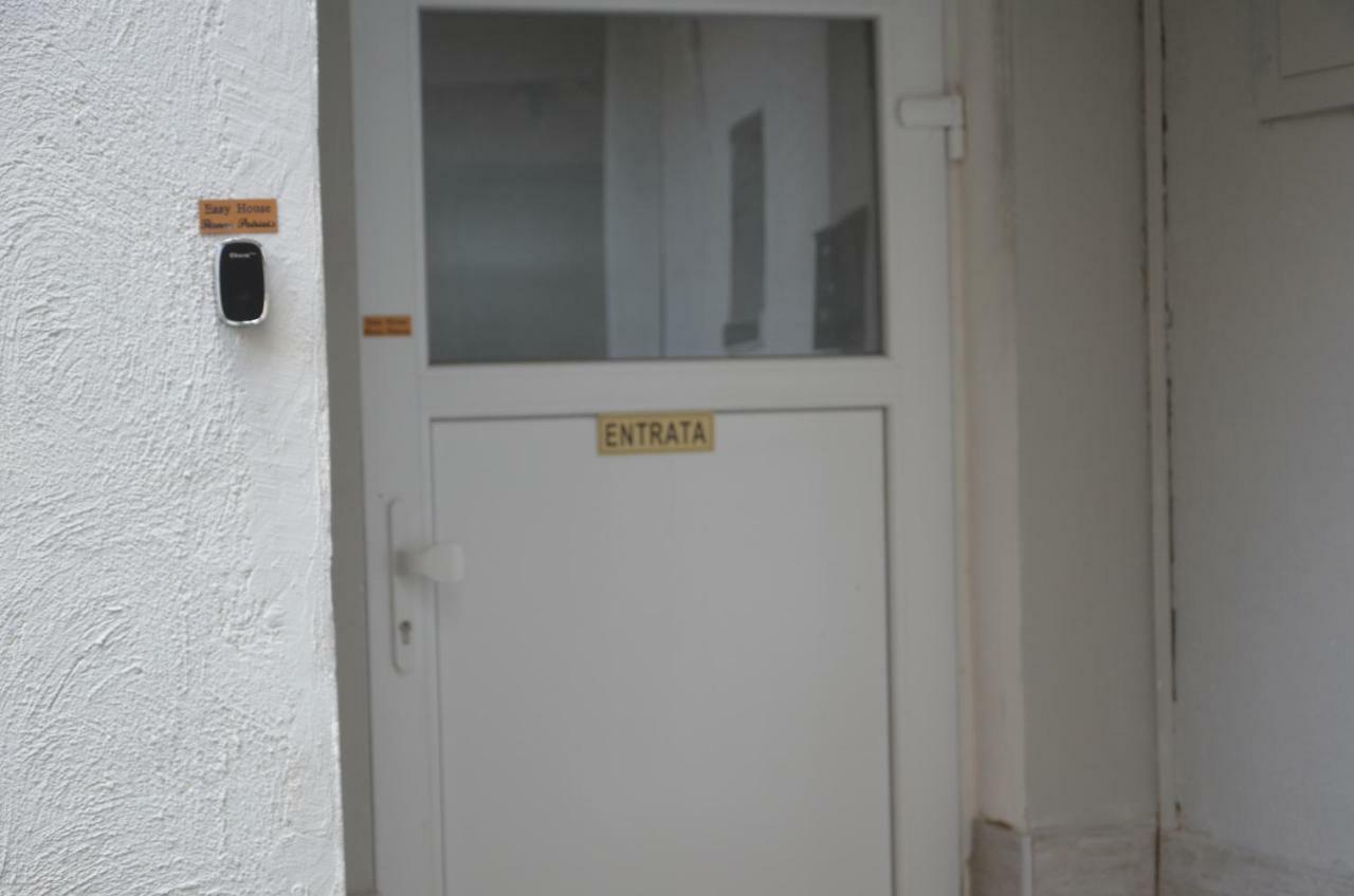 Apartment Easy House